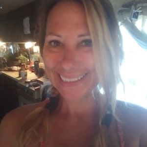 Meet your Posher, Jenifer